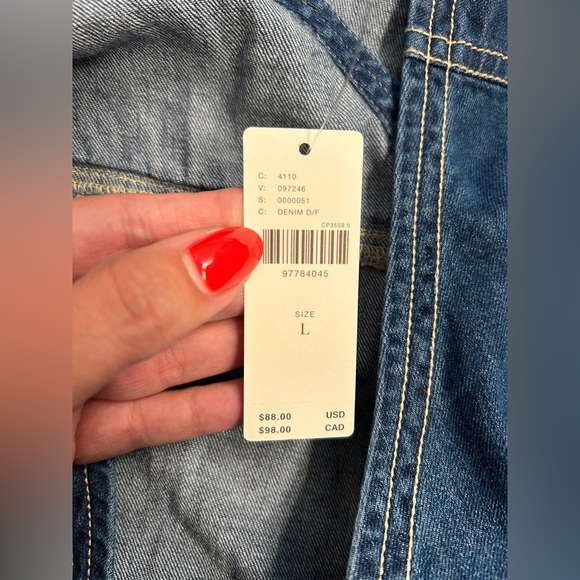 🆕 NWT Anthropologie Pilcro Coastal Cutoff V-Neck Denim Top - Picture 6 of 9